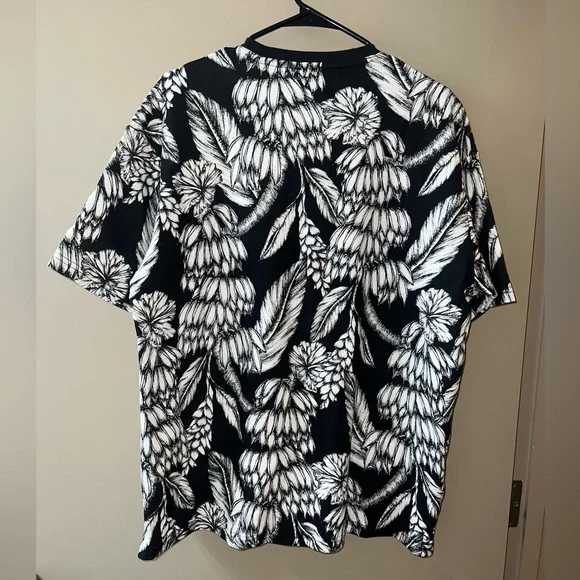 INC black and white shirt large NEW - Picture 4 of 4